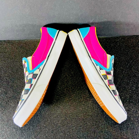 Unisex slip-on checkerboard multi color block - Picture 6 of 9